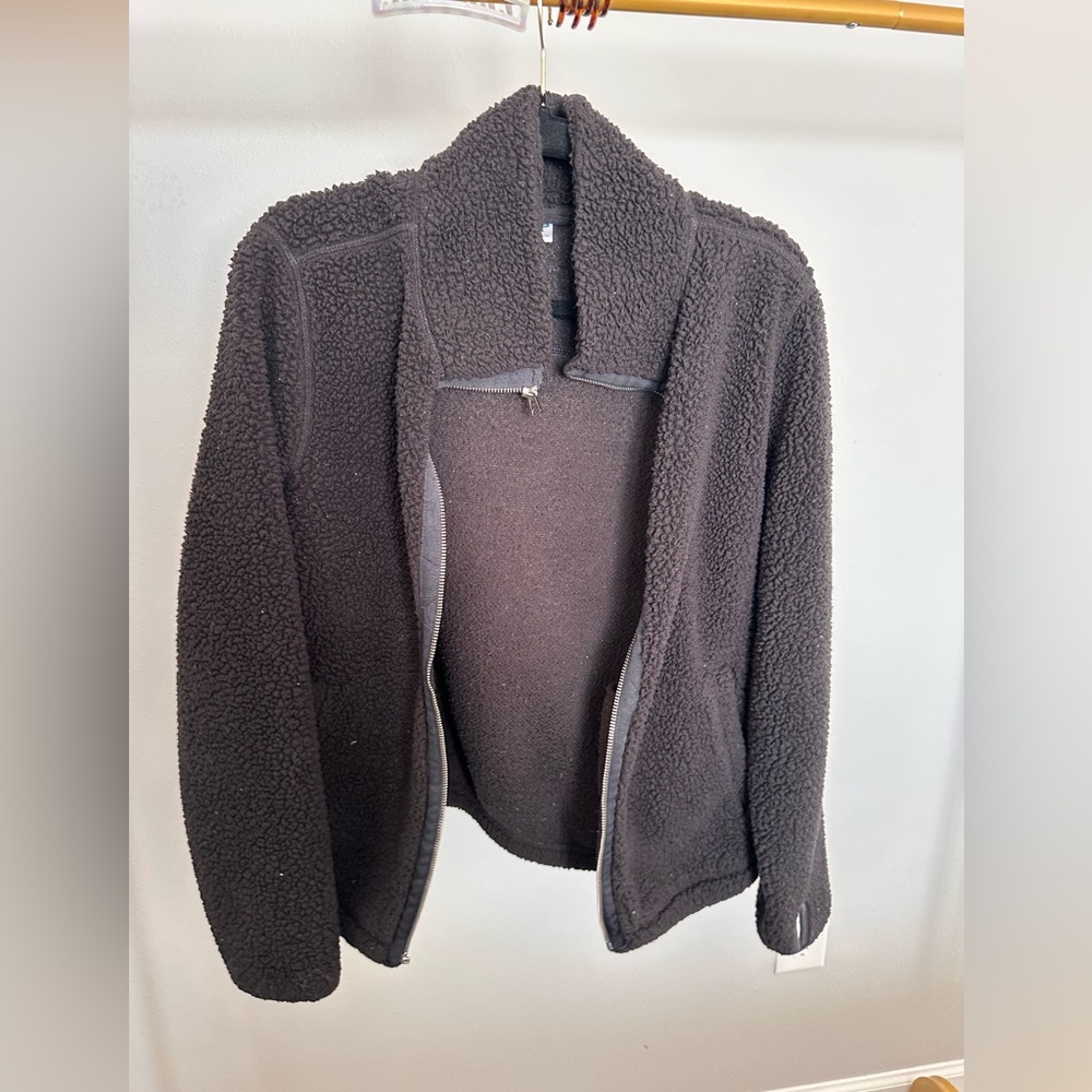 Sherpa zip up